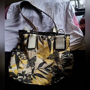 Relic Floral and Butterflies Shoulder Bag